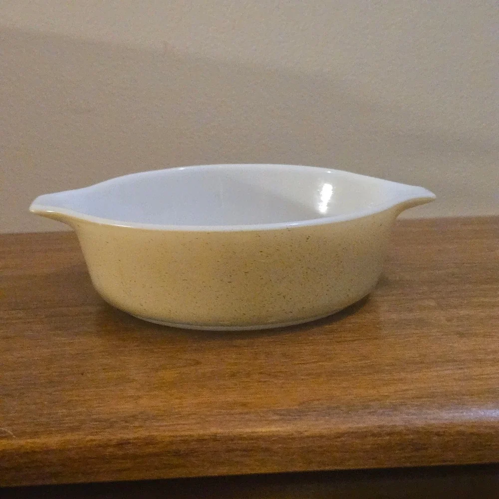 Vintage Pyrex 471 Autumn Harvest Wheat 1 Pint Yellow Speckled Casserole Dish
